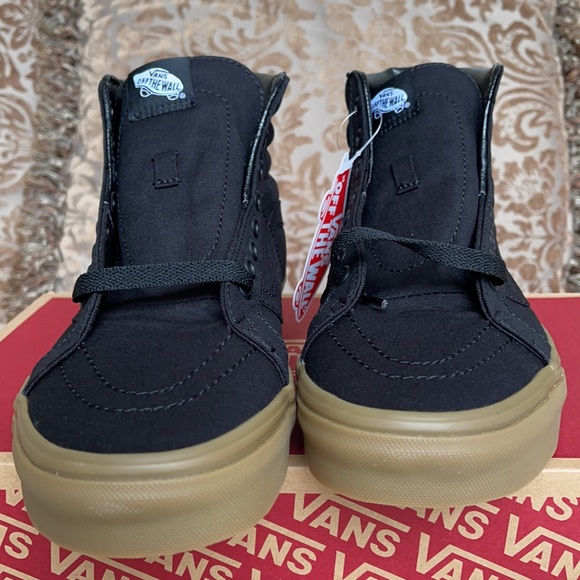 Vans Men’s Sk8-Hi Reissue Canvas Gum Black/Light Gum sneakers - Picture 13 of 16